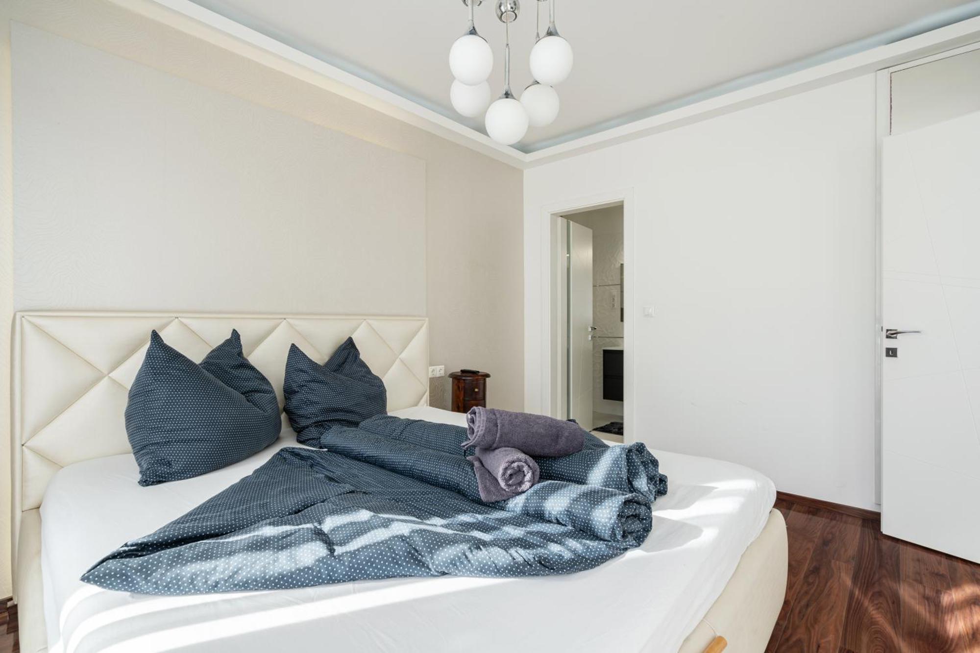 Kiraly 44 Luxury Apartment With Free Parking Budapest Kültér fotó